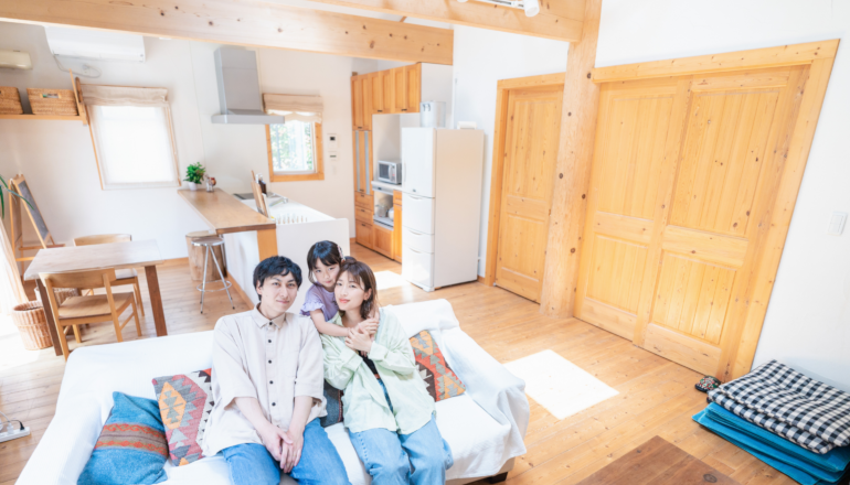高気密高断熱住宅で快適に暮らす家族